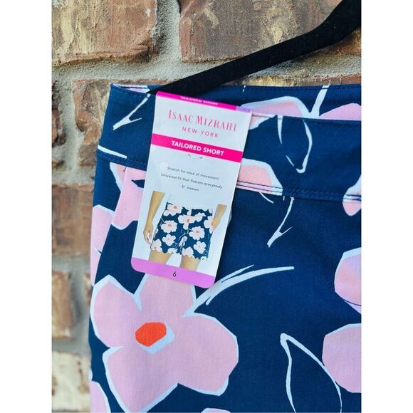 Isaac Mizrahi New York floral short size 6 brand new in excellent condition no f - Picture 2 of 10